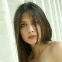Elizabeth Mc Queen - Modella